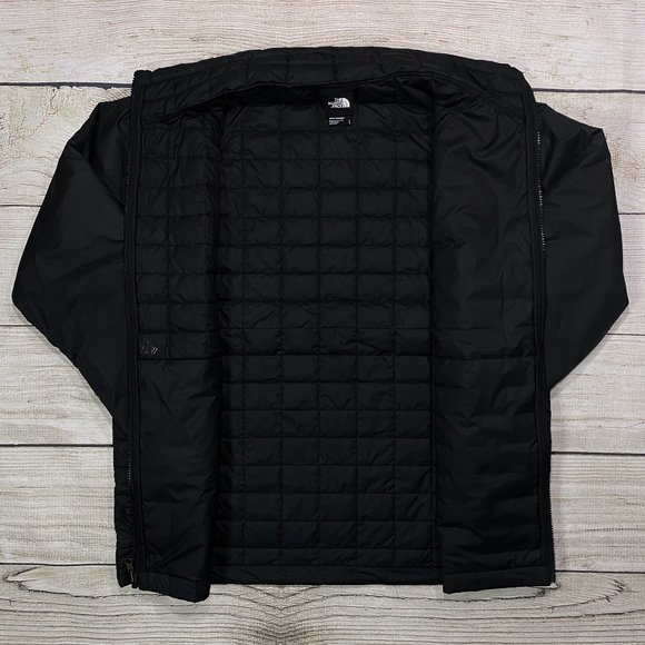 The North Face Eco ThermoBall Jacket - Picture 4 of 6